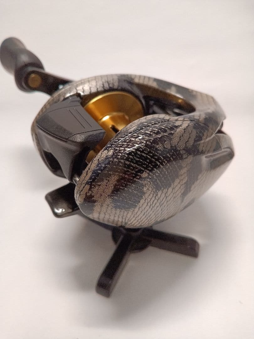 バスワンXT 151　ヘビ柄ペイント　オーバーホール！