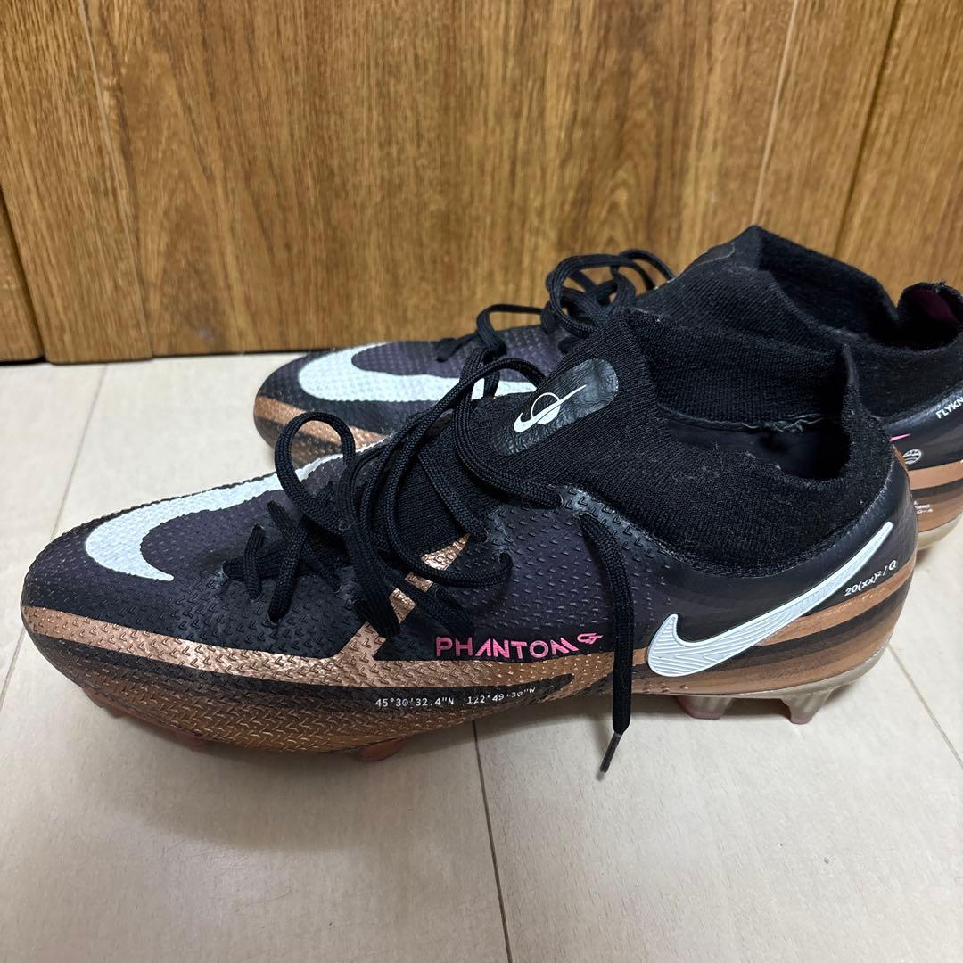 NIKEファントムGT